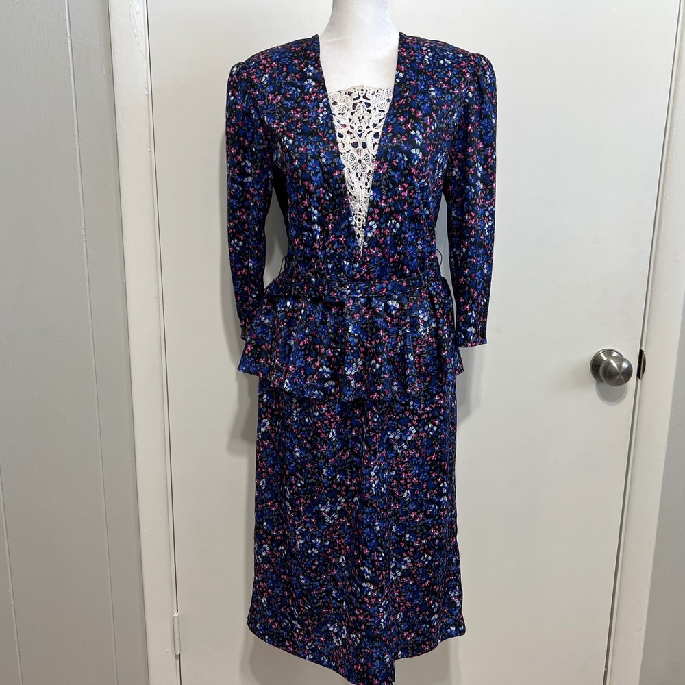 80s Vintage Floral Peplum Dress Midi 12P Blue Pink Lace Inset Belted‎ Made USA